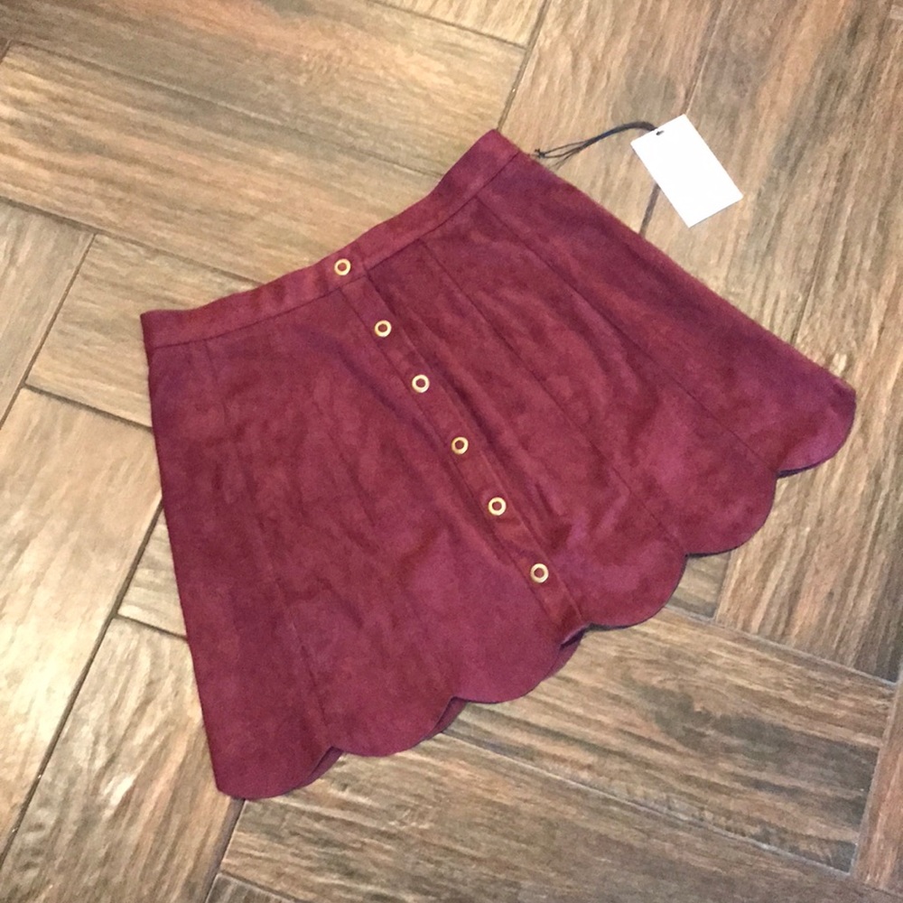 HI-RISE VELVET SKIRT